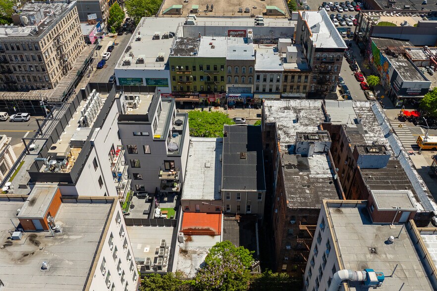 More Photos Of , Brooklyn General Retail For Sale