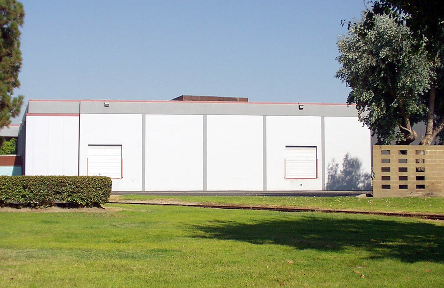 More Photos Of 13758-13760 Midway St, Cerritos Warehouse For Lease