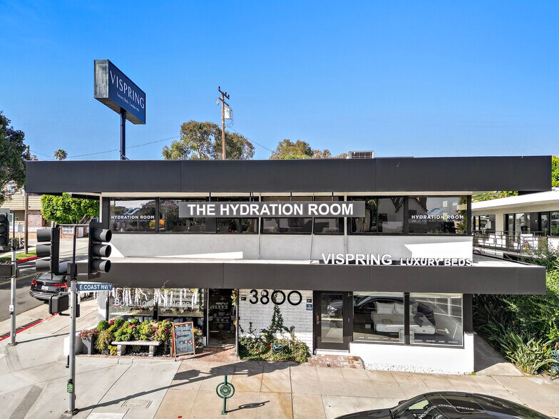 More Photos Of 3800 E Coast Hwy, Newport Beach Storefront Retail Office For Lease