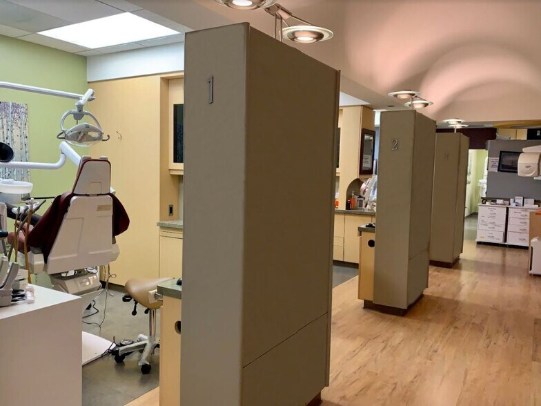 More Photos Of 2480-2482 Mission St, San Francisco Medical For Lease