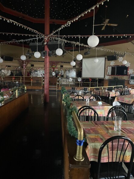 More Photos Of 1100 Grove Rd, Pittsburgh Restaurant For Sale