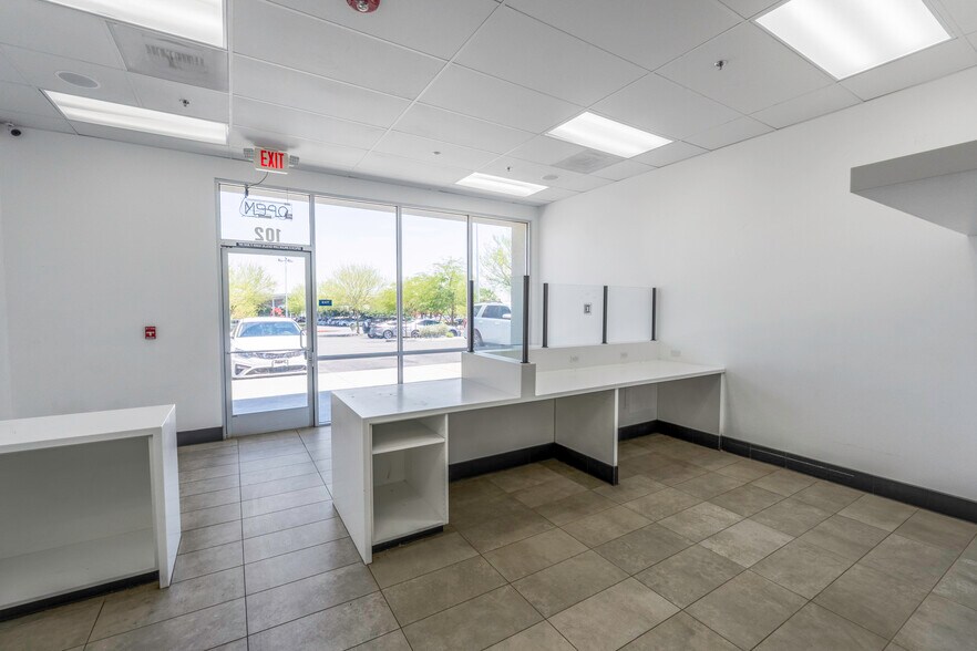 More Photos Of 12274 Palmdale Rd, Victorville Storefront For Lease