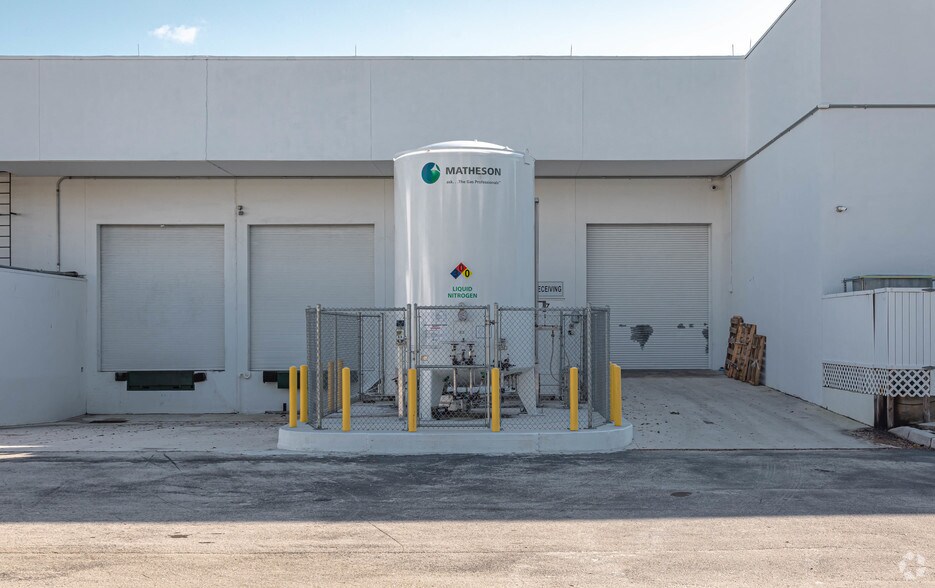 More Photos Of 430 S Congress Ave, Delray Beach Light Manufacturing For Lease
