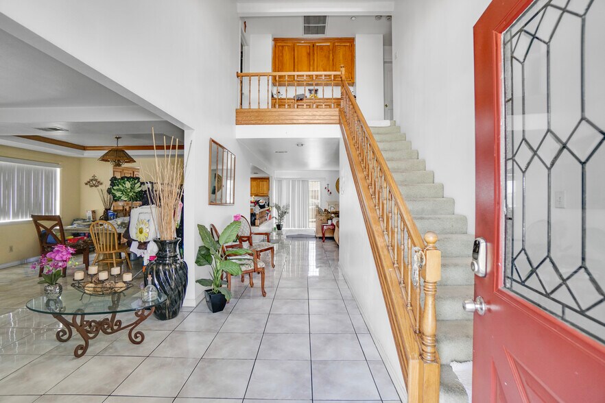More Photos Of 8118 Alameda St, Downey Apartments For Sale