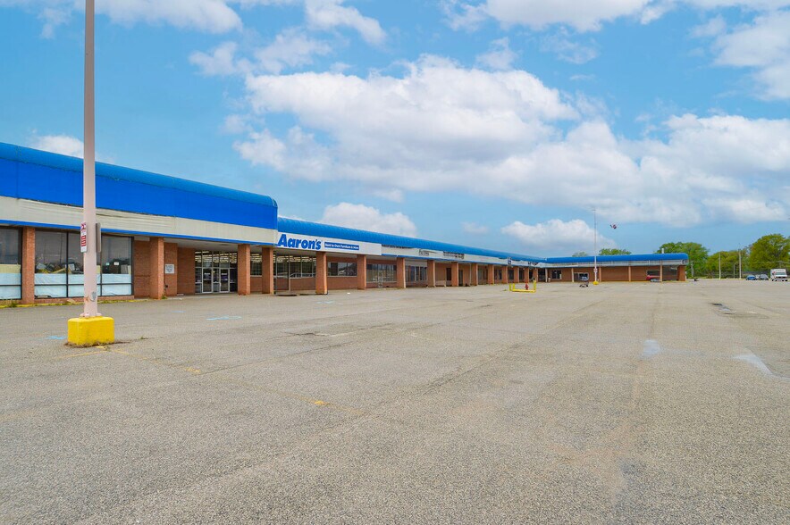 More Photos Of 1200 Camp Jackson Road, Cahokia Heights General Retail For Sale