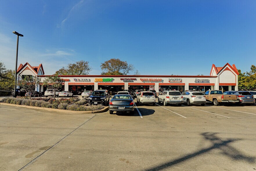 More Photos Of 5010 W Main St, League City Unknown For Lease