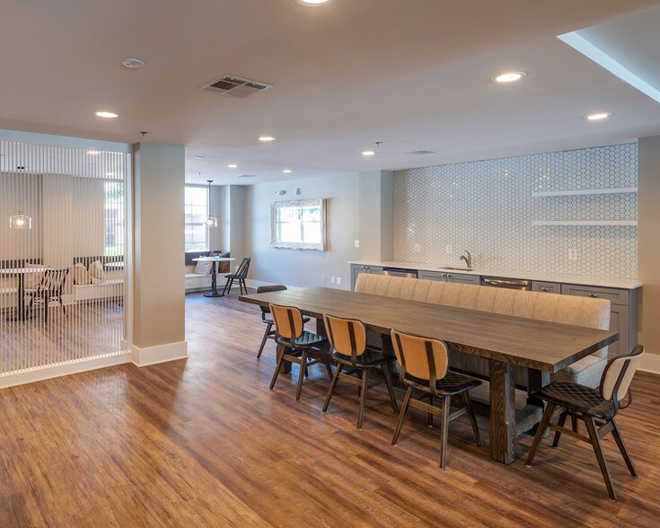 More Photos Of 1901 West St, Annapolis Apartments For Lease