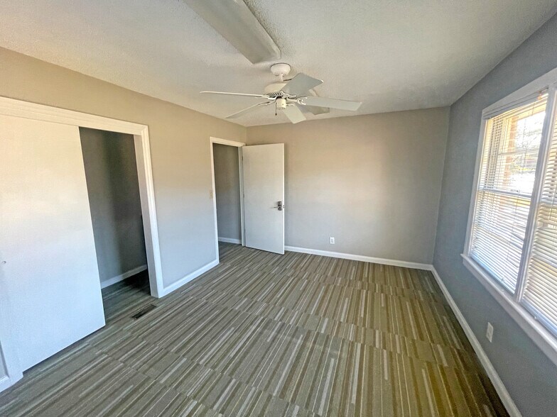 More Photos Of 1924 Warm Springs Rd, Columbus Medical For Sale