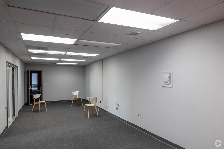 More Photos Of 160 Belmont Ave, Garfield Manufacturing For Sale