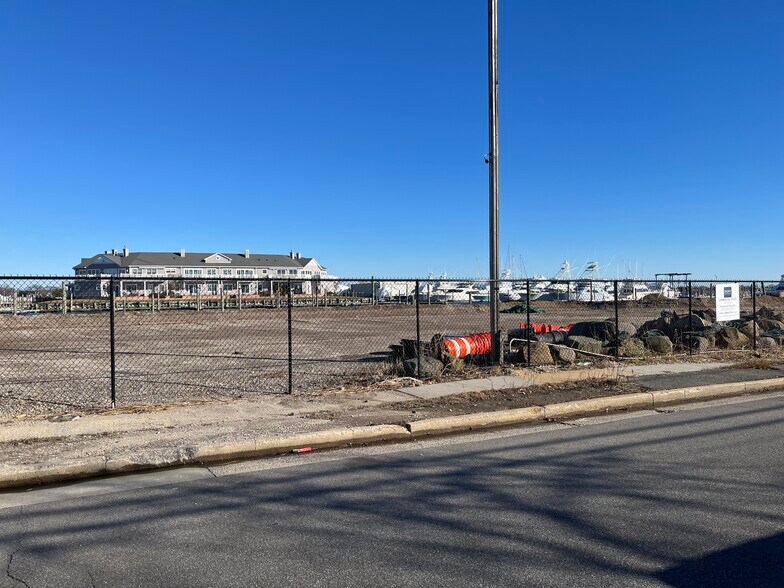 More Photos Of 55 Hudson Ave, Freeport Land For Sale