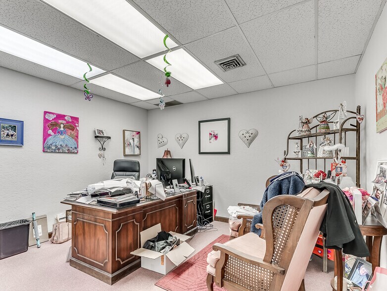 More Photos Of 325 Dean A Mcgee Ave, Oklahoma City Office For Sale