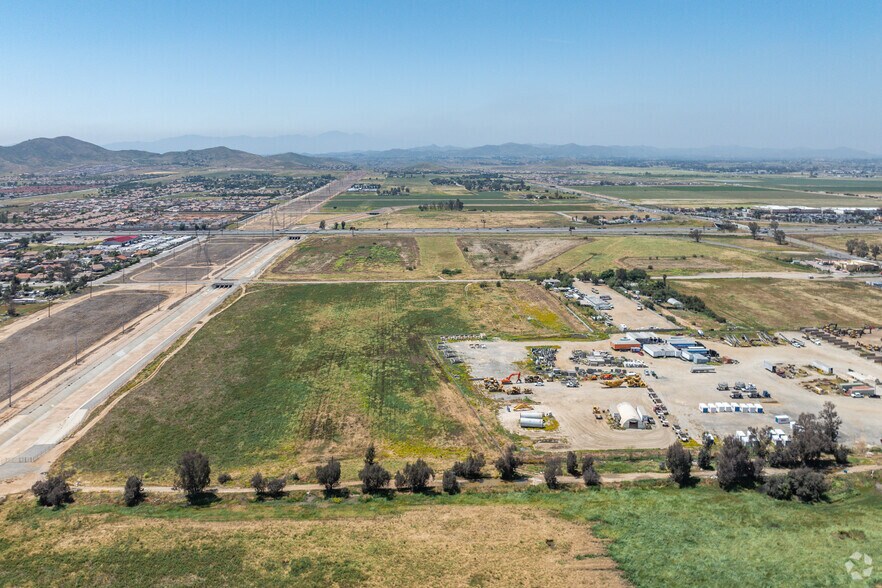 More Photos Of SWC of Ethanac Road and Sherman Road, Menifee Distribution For Lease
