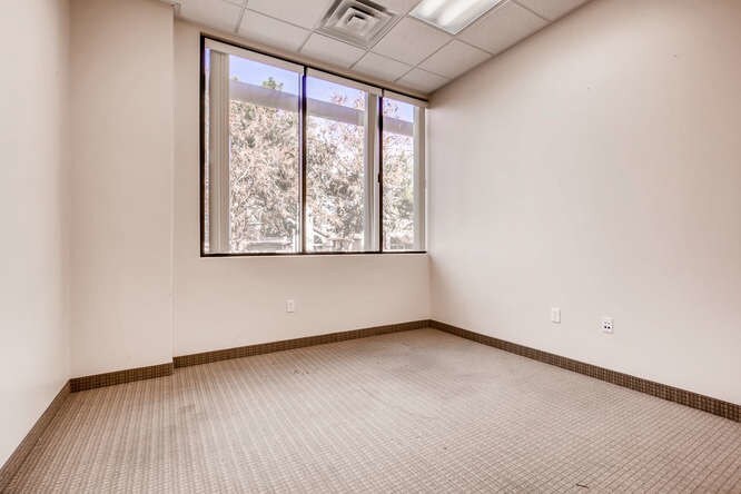 More Photos Of 1820 E Warm Springs Rd, Las Vegas Medical For Sale