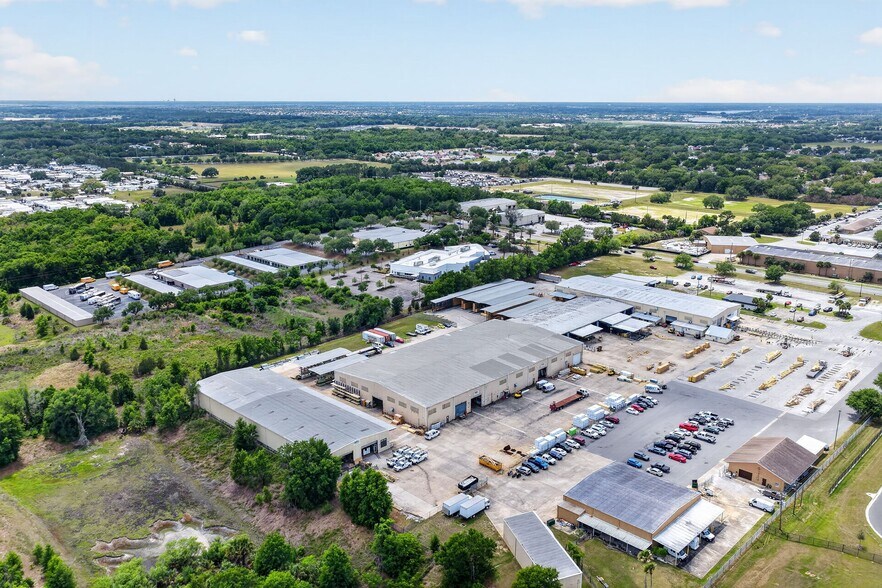 More Photos Of 722 Duck Lake Rd, Lady Lake Industrial For Sale