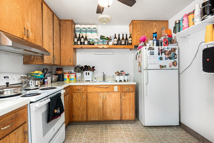 More Photos Of 505 Franklin St, Napa Apartments For Sale