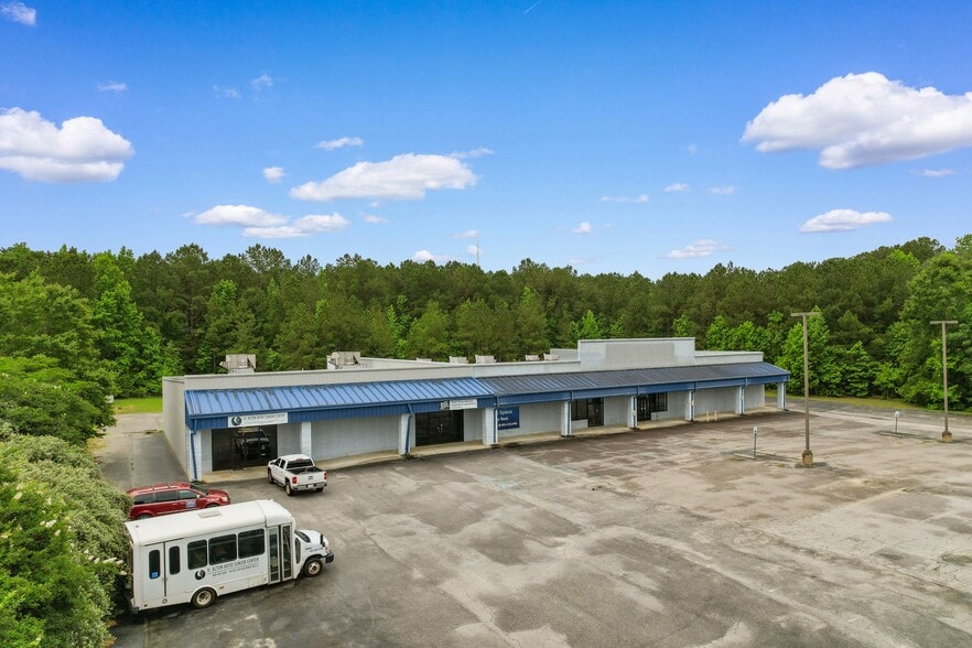More Photos Of 480 Nelson Blvd, Kingstree Department Store For Sale