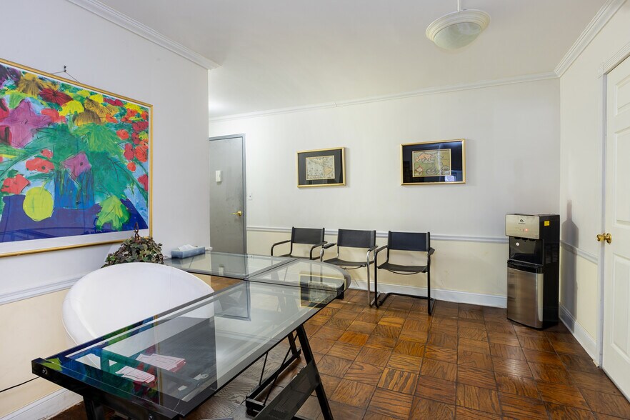 More Photos Of 135 Ocean Pky, Brooklyn Apartments For Sale