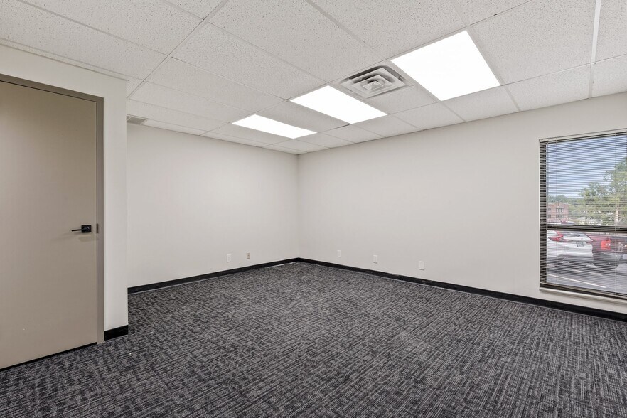 More Photos Of 1515 S Boulder Ave, Tulsa Office For Lease