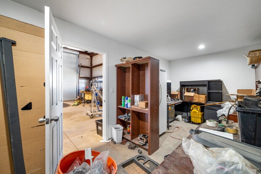 More Photos Of 679 S US 180 Highway, Springerville Distribution For Sale