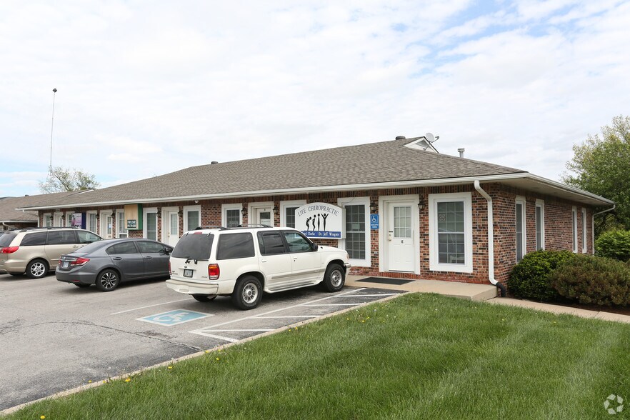 More Photos Of 13849 S Mur-Len Rd, Olathe Office For Lease
