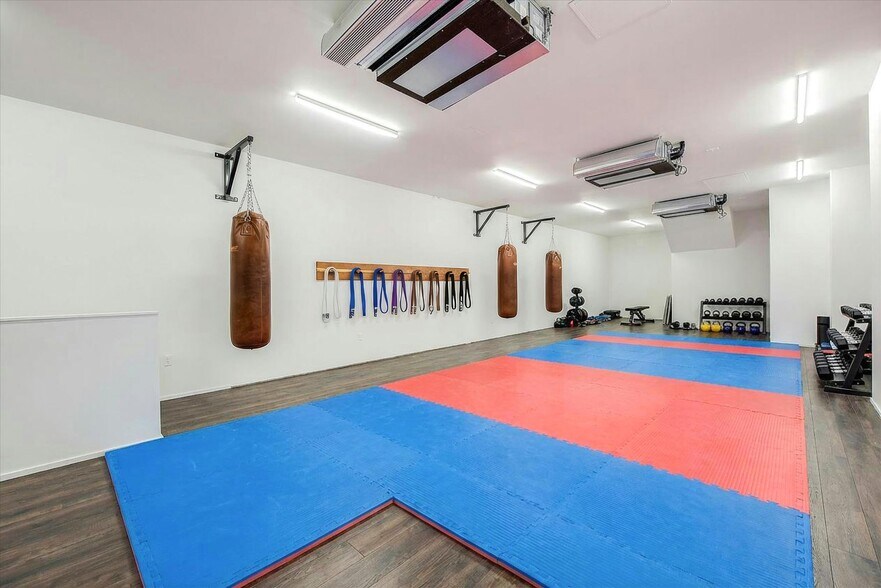 More Photos Of 1779 First Ave, New York Apartments For Lease