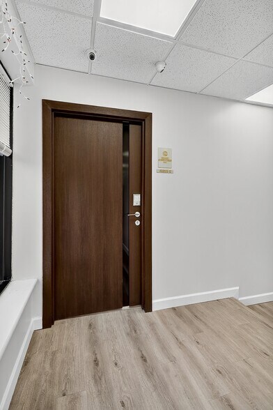 More Photos Of 228 Route 34, Old Bridge Office For Sale