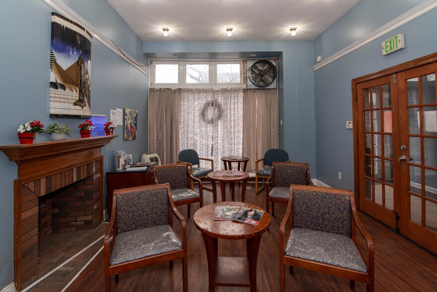 More Photos Of 405 N Paca St, Baltimore Storefront Retail Office For Sale