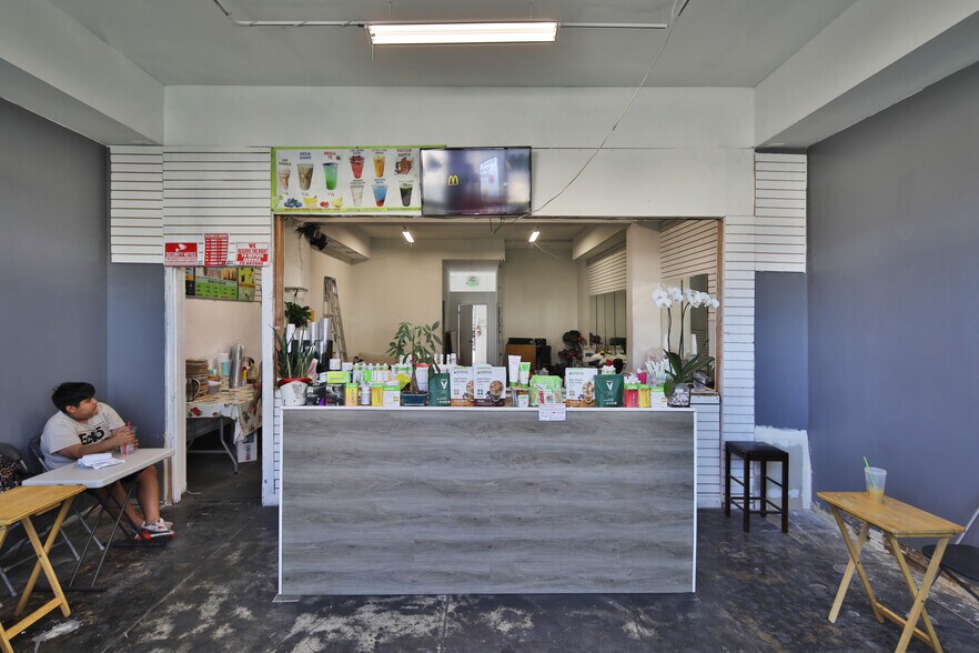 More Photos Of 4620-4622 Whittier Blvd, East Los Angeles Office For Sale