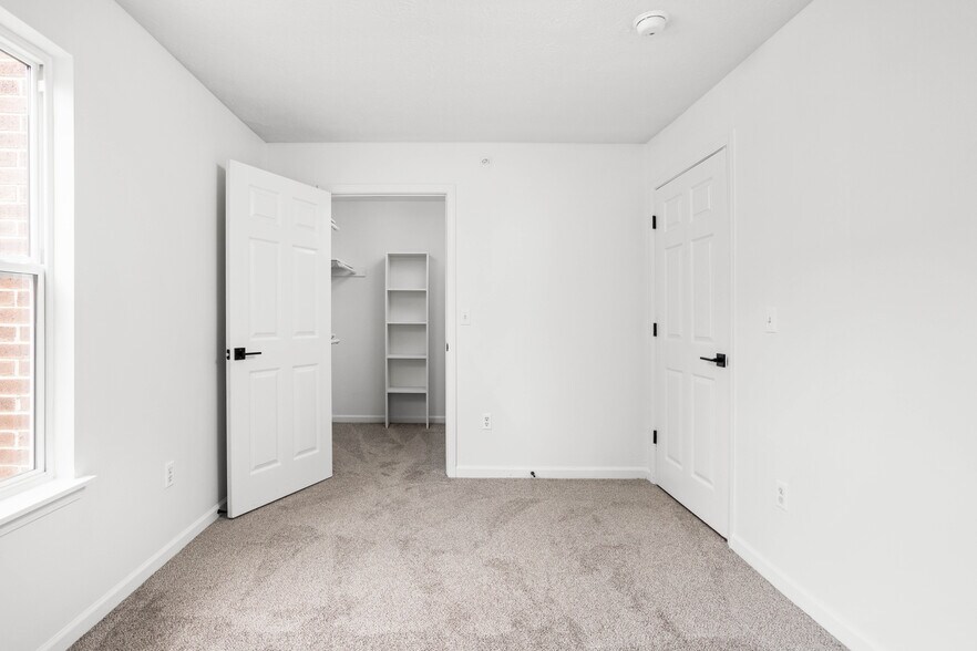 More Photos Of 3821 Central Ave, Indianapolis Apartments For Sale