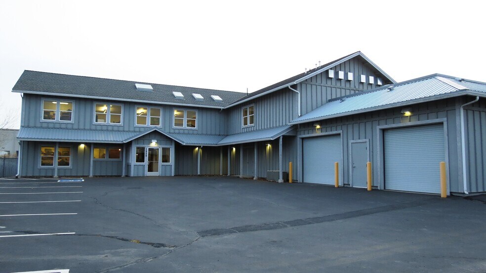 More Photos Of 1925 E Prater Way, Sparks Office For Sale