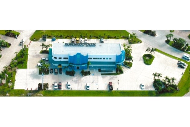 More Photos Of 101 Tiki Dr, Tiki Island Office Residential For Lease