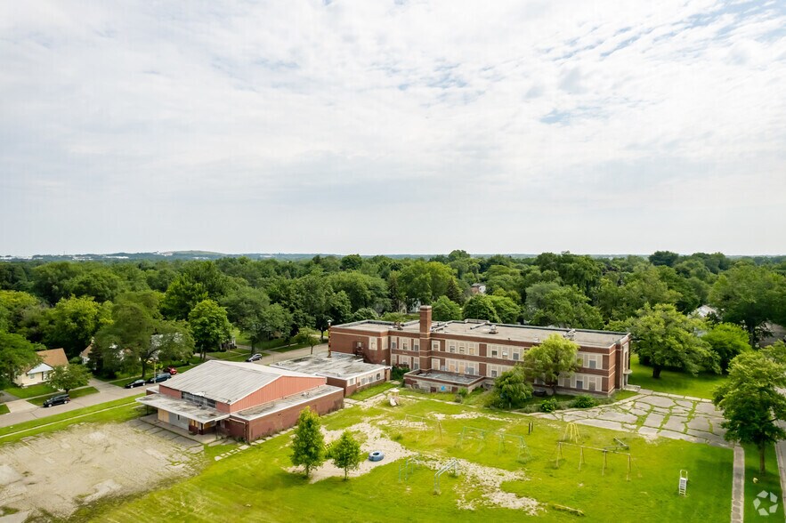 More Photos Of 1033 Barkell St, Pontiac Schools For Sale