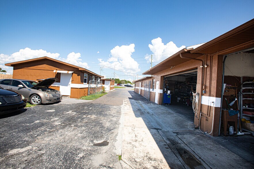 More Photos Of 14825 US Highway 19, Hudson Service For Sale