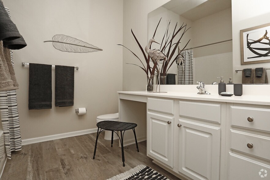 More Photos Of 10225 City Walk Dr, Woodbury Apartments For Sale
