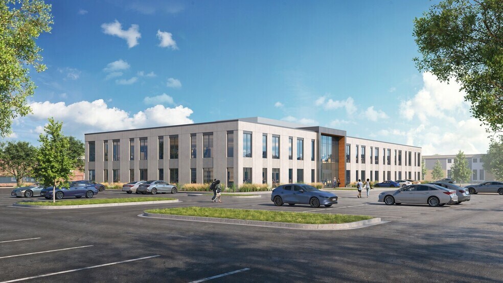 More Photos Of Bluemound Rd @ Moorland Rd, Brookfield Medical For Lease