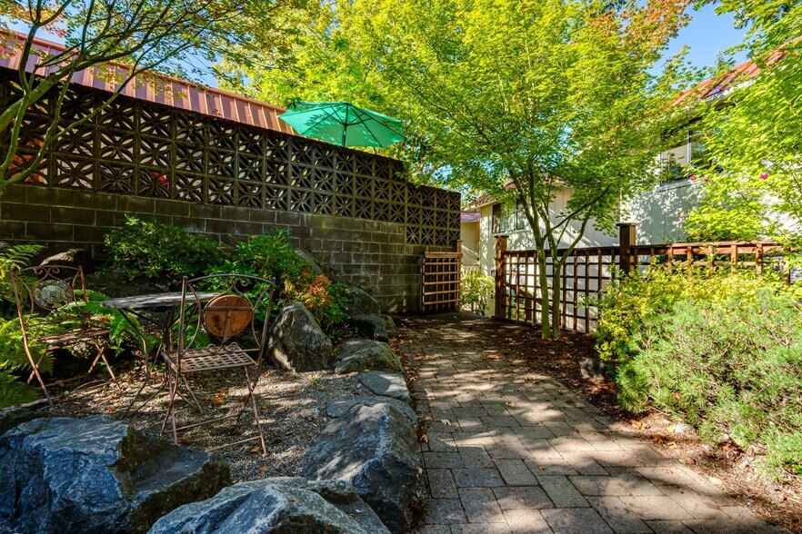 More Photos Of 5477 Donald St, Eugene Apartments For Sale