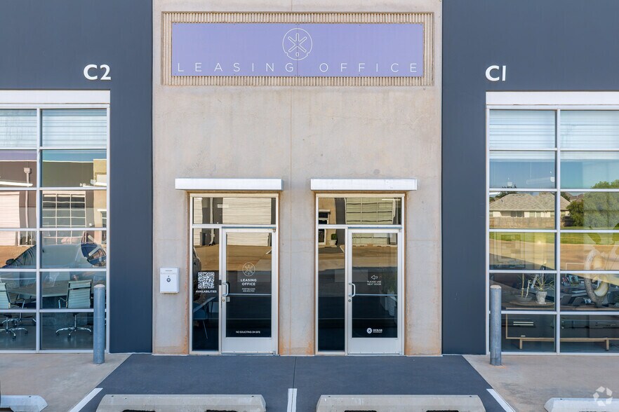 More Photos Of 3825 NW 166th St, Edmond Light Manufacturing For Lease