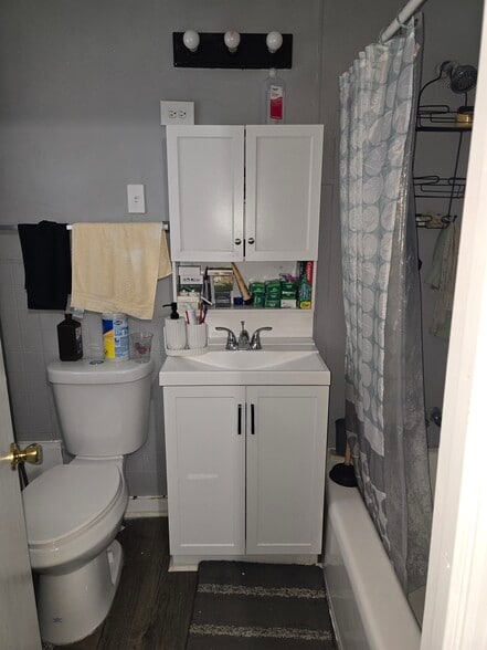 More Photos Of 236 Spring St, Newton Apartments For Sale