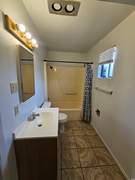 More Photos Of 708 N Fifth St, Carlsbad Apartments For Sale