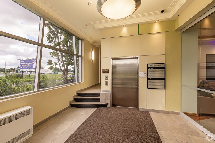 More Photos Of 1190 Pl Nobel, Boucherville Office For Lease