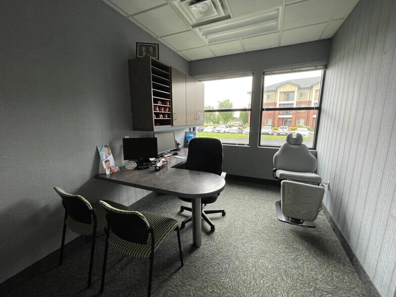 More Photos Of 10401 Sawmill Pky, Powell Medical For Lease