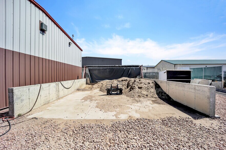 More Photos Of 7315 McClain Pt, Colorado Springs Warehouse For Sale