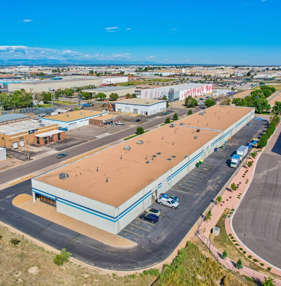 More Photos Of 3250 Oakland St, Aurora Warehouse For Lease