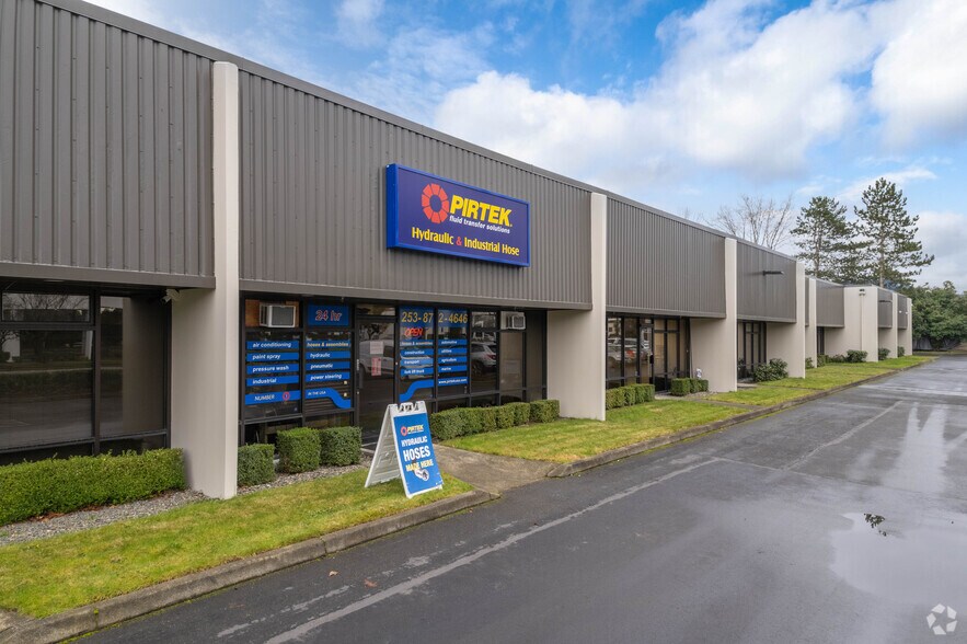 More Photos Of 22012-22030 68th Ave S, Kent Warehouse For Lease