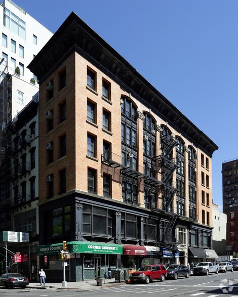 Primary Photo Of 66 W Broadway, New York Office For Lease