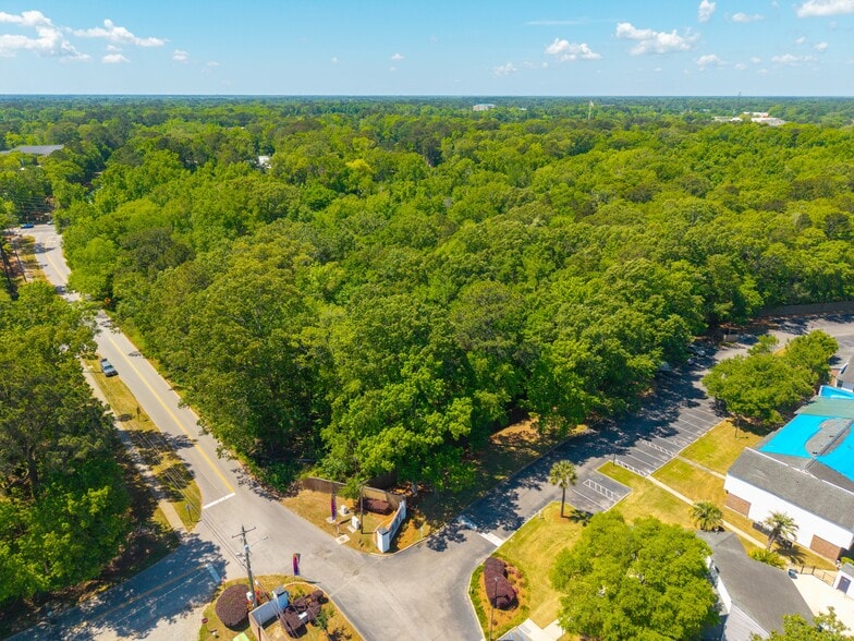 More Photos Of 2050 Ashley River Rd, Charleston Land For Sale