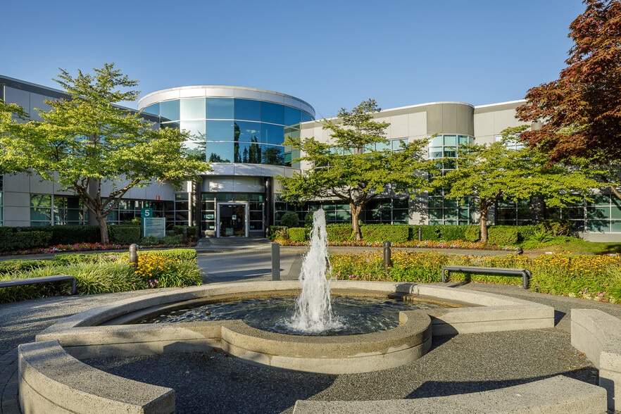 More Photos Of 13571 Commerce Pky, Richmond Office For Lease