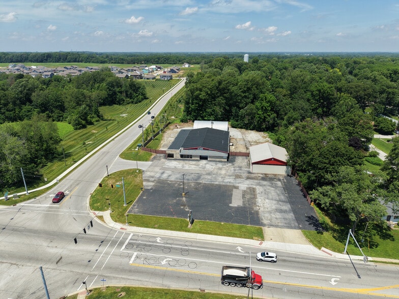 More Photos Of 1120 W Main St, Danville Land For Lease