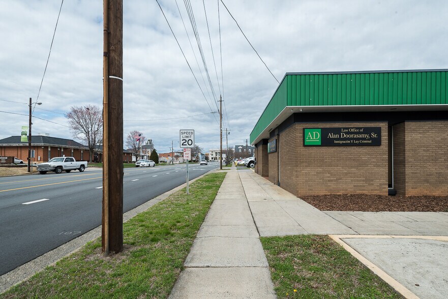 More Photos Of 212 S Main St, Graham General Retail For Sale