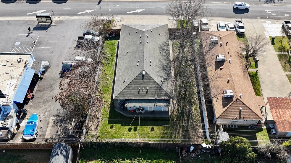More Photos Of 605 W El Camino Ave, Sacramento Apartments For Sale